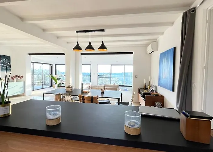 4ch 2 Sdb Vue Imprenable Βίλα Fréjus